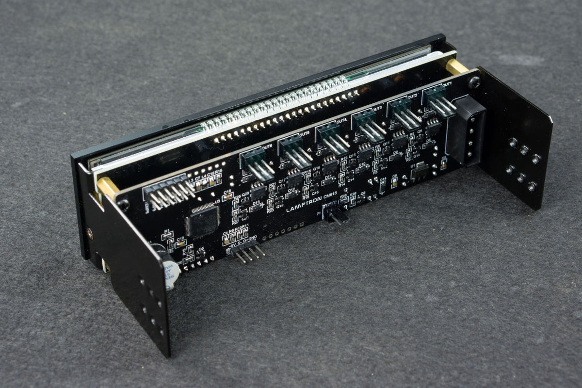 Lamptron viftestyring, CM615, Sort